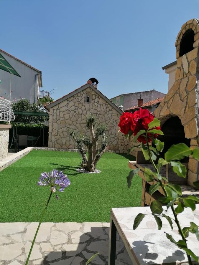 Apartments Sime Σίμπενικ Εξωτερικό φωτογραφία